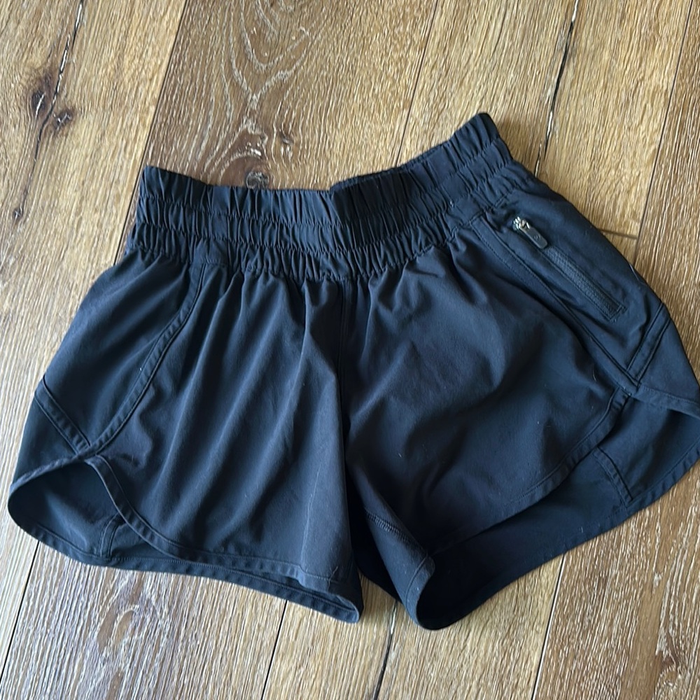 Lululemon Athletica Black Athletic Shorts Performance Fabric